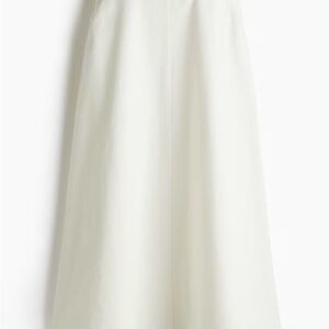 H&M White Denim A-Line Skirt (M)